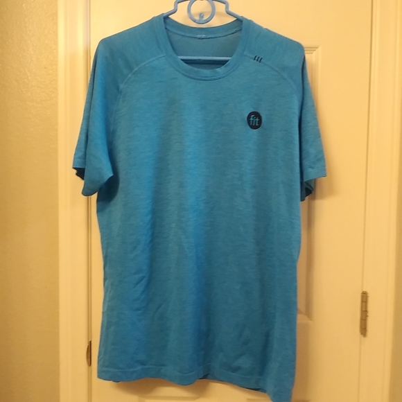 lululemon athletica Other - Lululemon tshirt